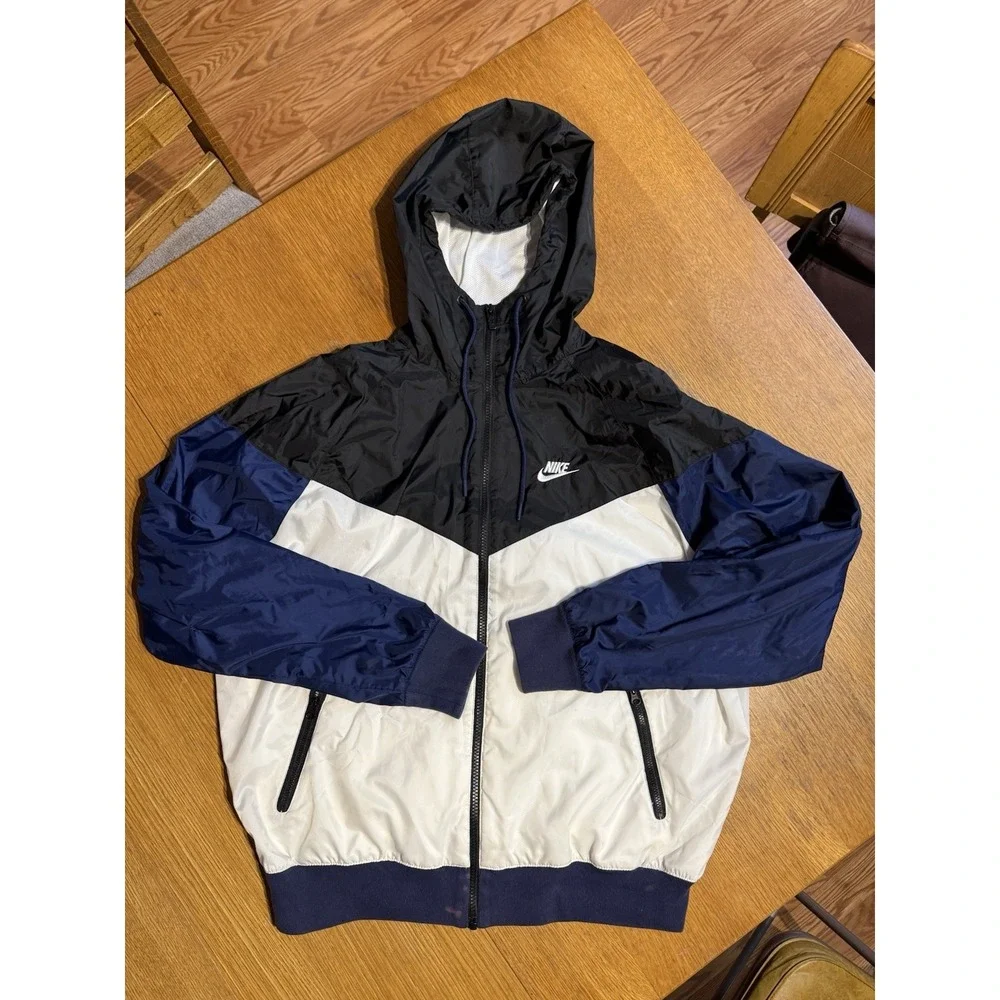 Nike Windrunner Hooded Jacket Mens M White Navy Black Full Zip AR2191-102